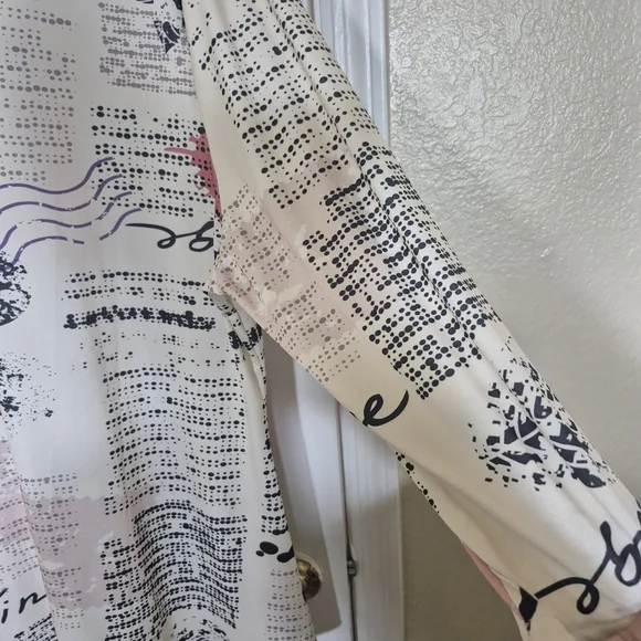 Valentine's Vibes Vintage Inspired Cream Tunic Blouse 3X - Picture 3 of 9